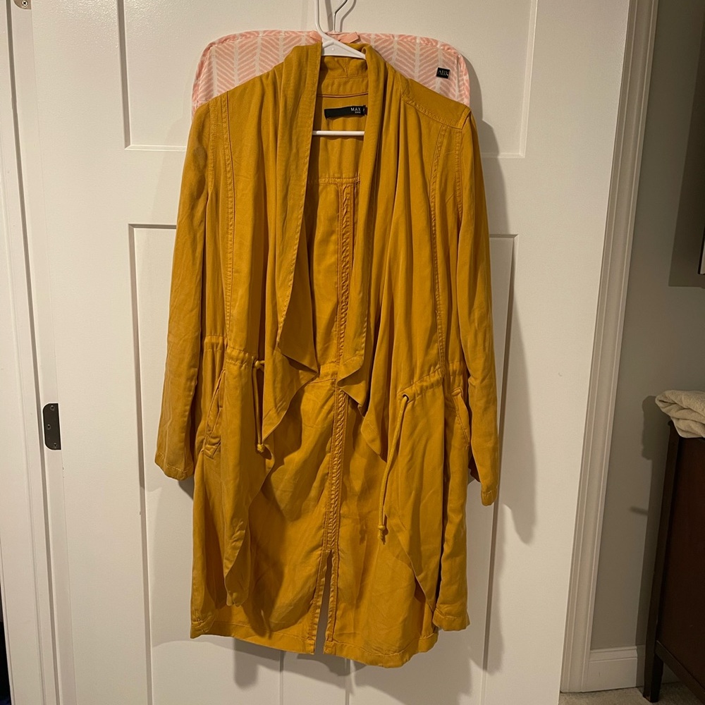 Trendy pull string jacket